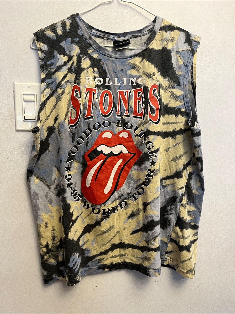 the Rolling Stones Kids Tie-Dye Muscle Tee - Red Logo